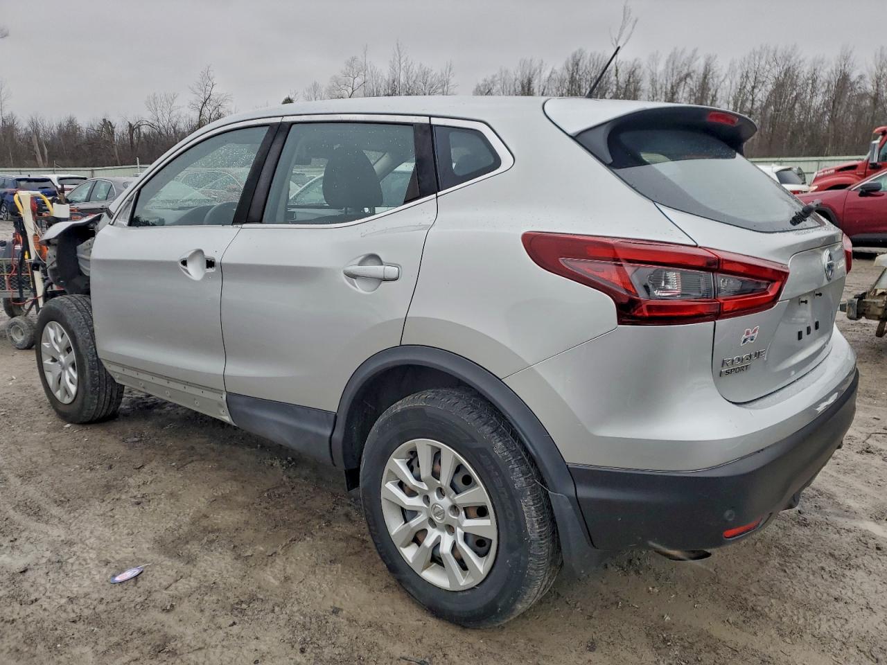 2020 NISSAN ROGUE SPORT S photo 2