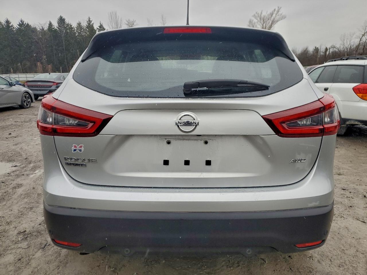 2020 NISSAN ROGUE SPORT S photo 6