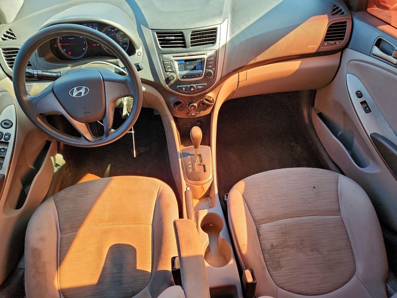 2015 HYUNDAI ACCENT GLS photo 8