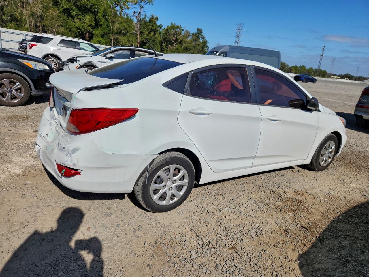 2015 HYUNDAI ACCENT GLS photo 3