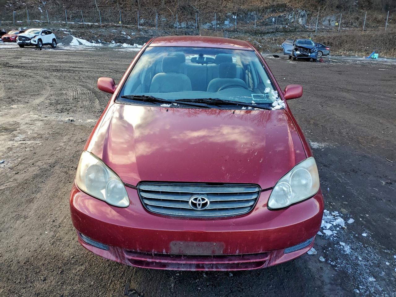 2004 TOYOTA COROLLA photo 5