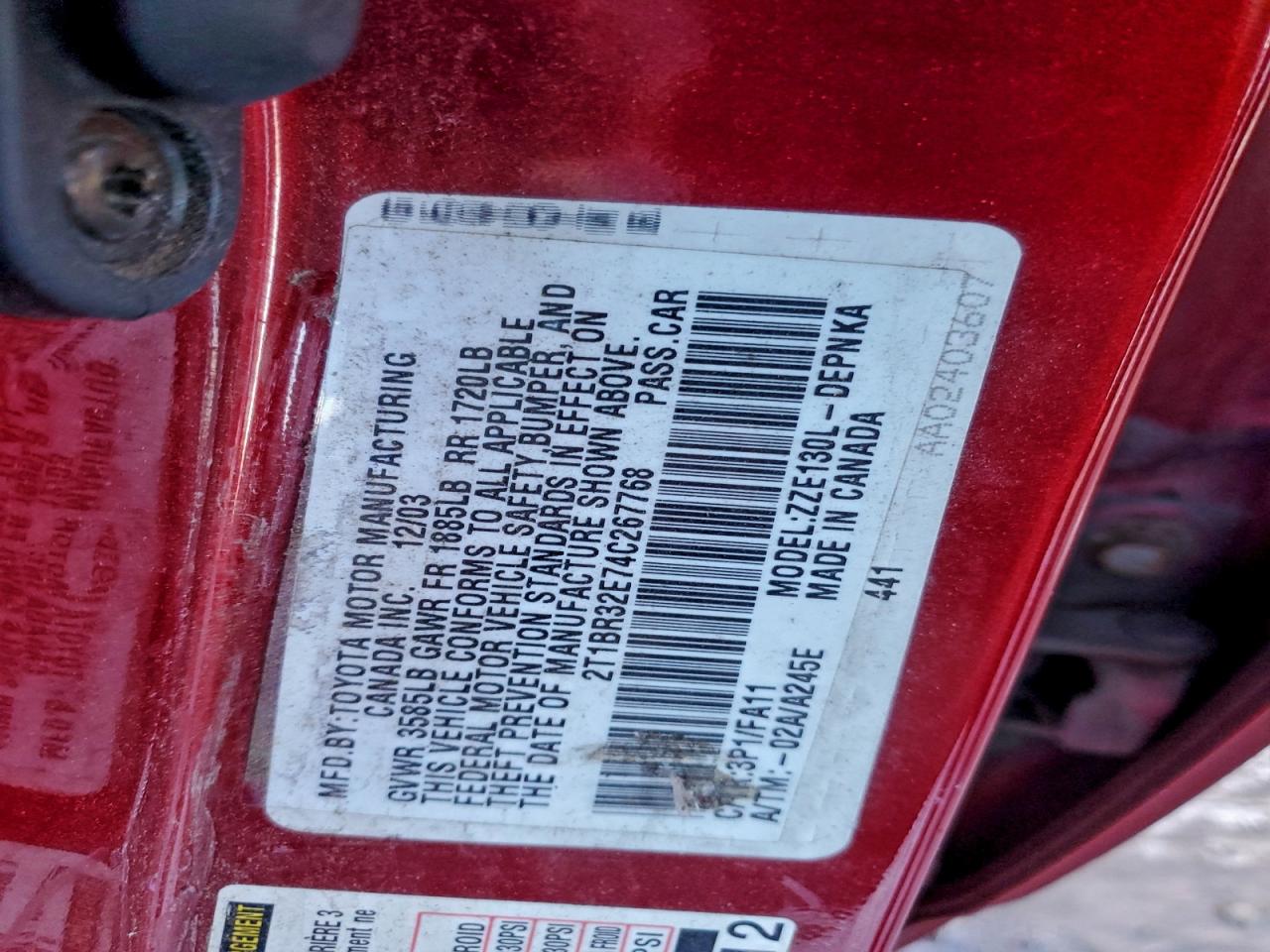 2004 TOYOTA COROLLA photo 12