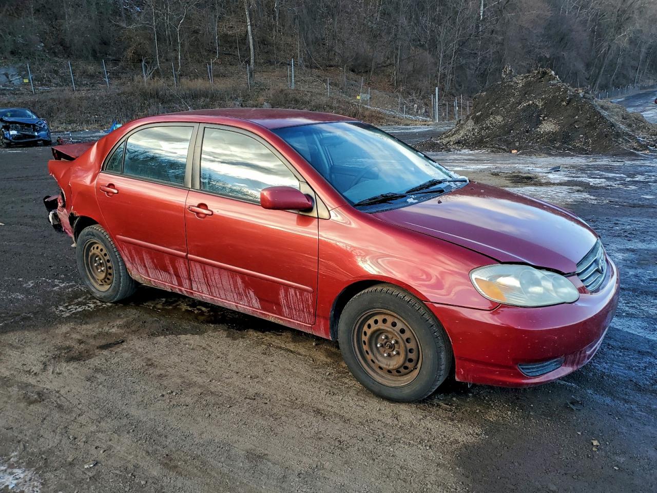 2004 TOYOTA COROLLA photo 4