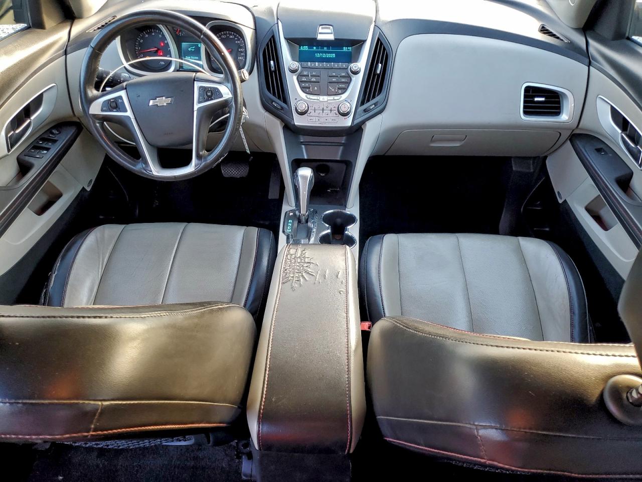 2010 CHEVROLET EQUINOX LT photo 8
