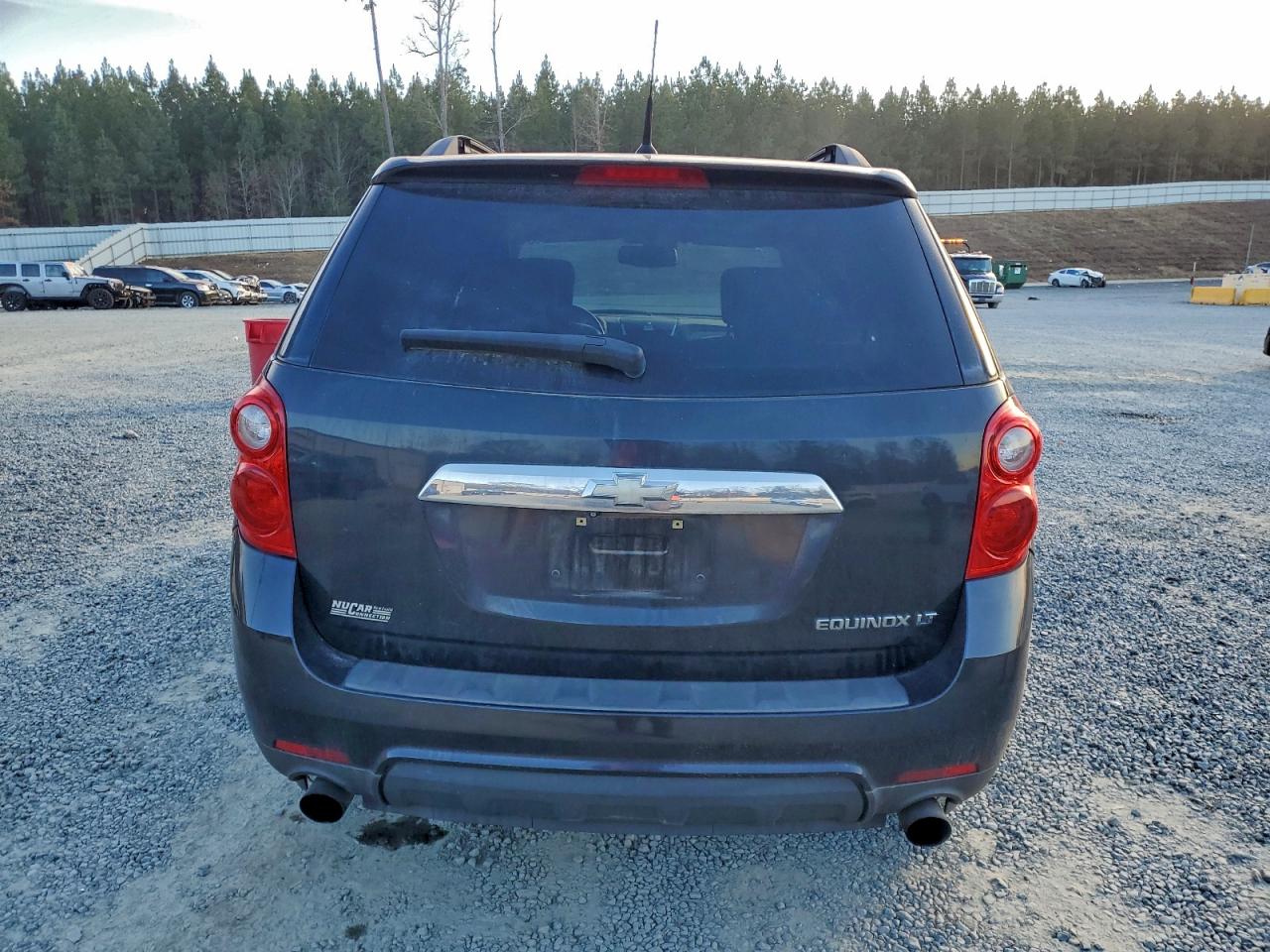 2010 CHEVROLET EQUINOX LT photo 6