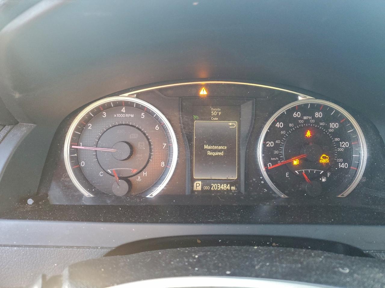 2015 TOYOTA CAMRY LE photo 9