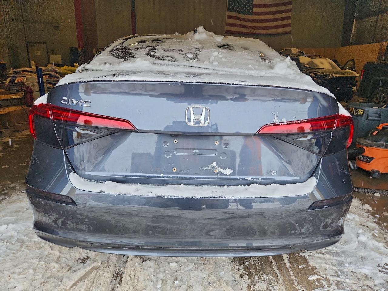 2022 HONDA CIVIC EX photo 6