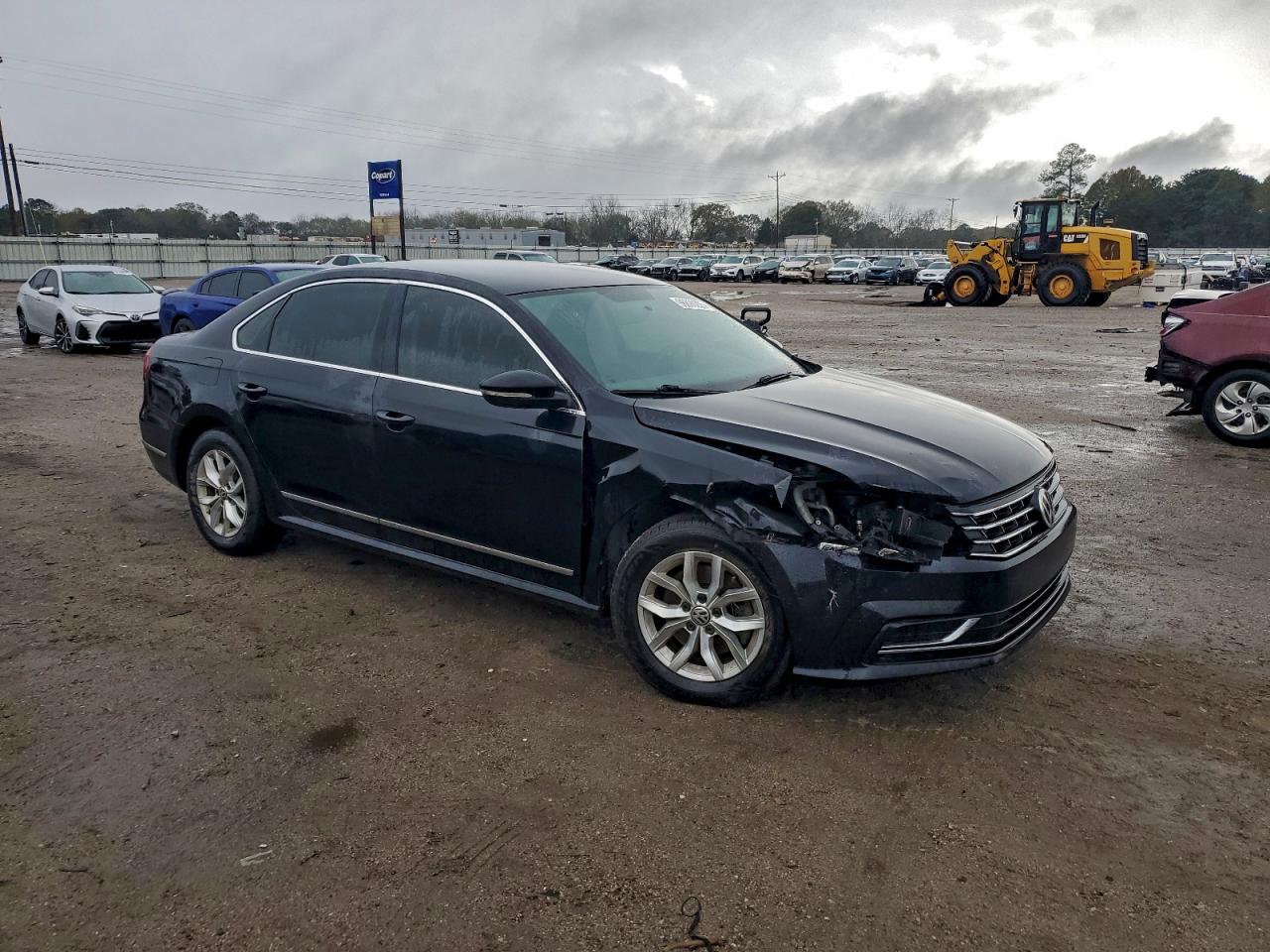 2017 VOLKSWAGEN PASSAT S photo 7