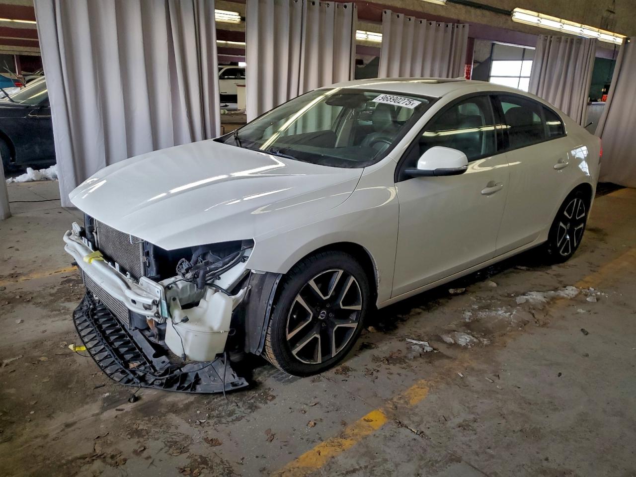 2017 VOLVO S60