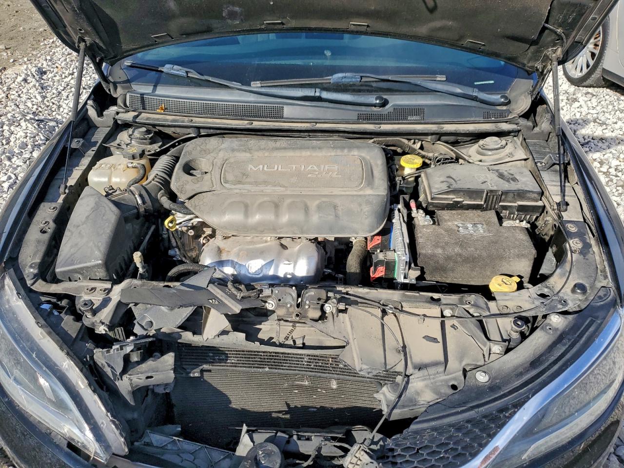 2015 CHRYSLER 200 LIMITED photo 11