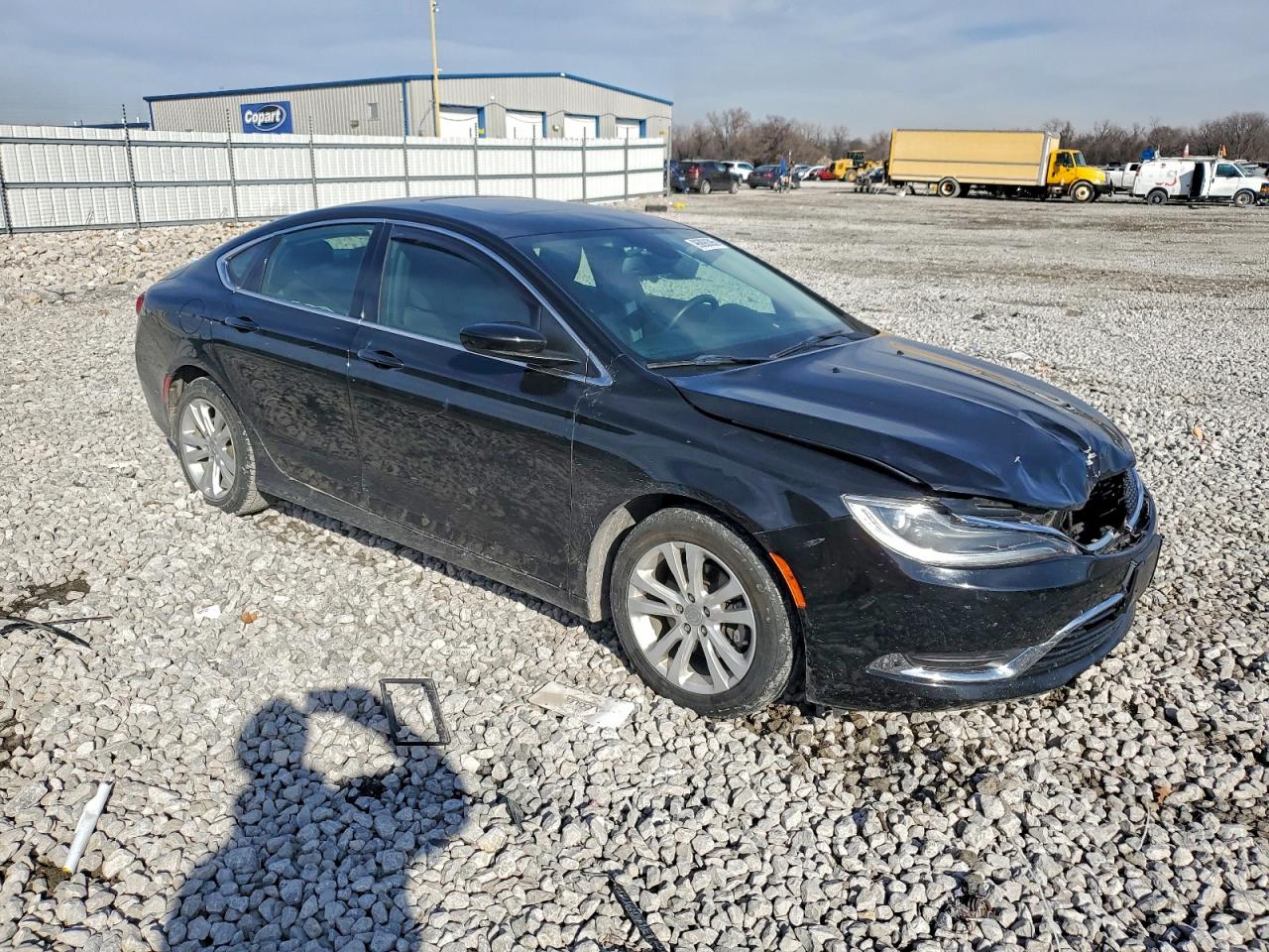 2015 CHRYSLER 200 LIMITED photo 4