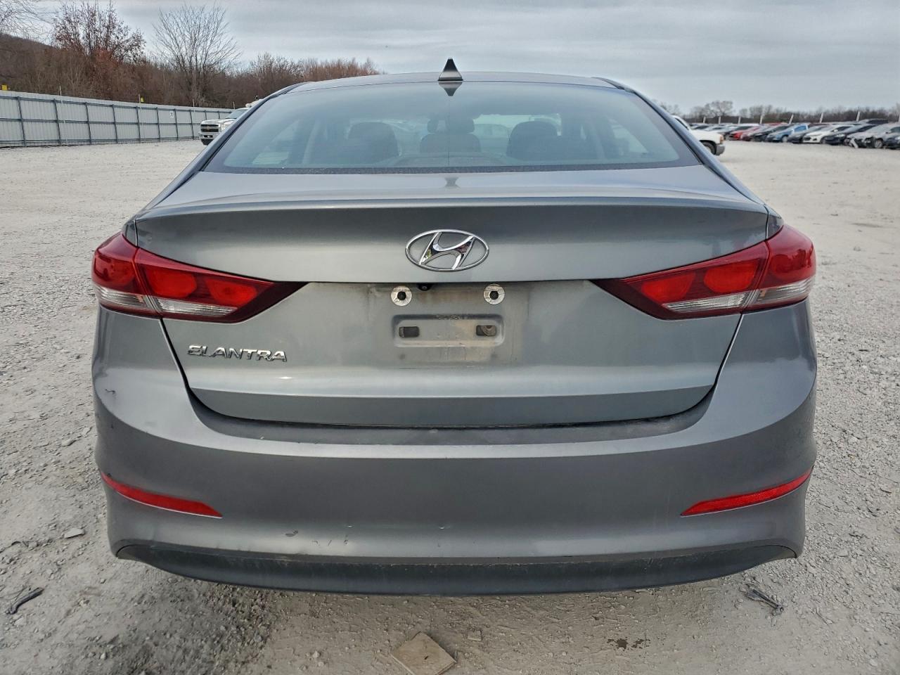 2018 HYUNDAI ELANTRA SEL photo 6
