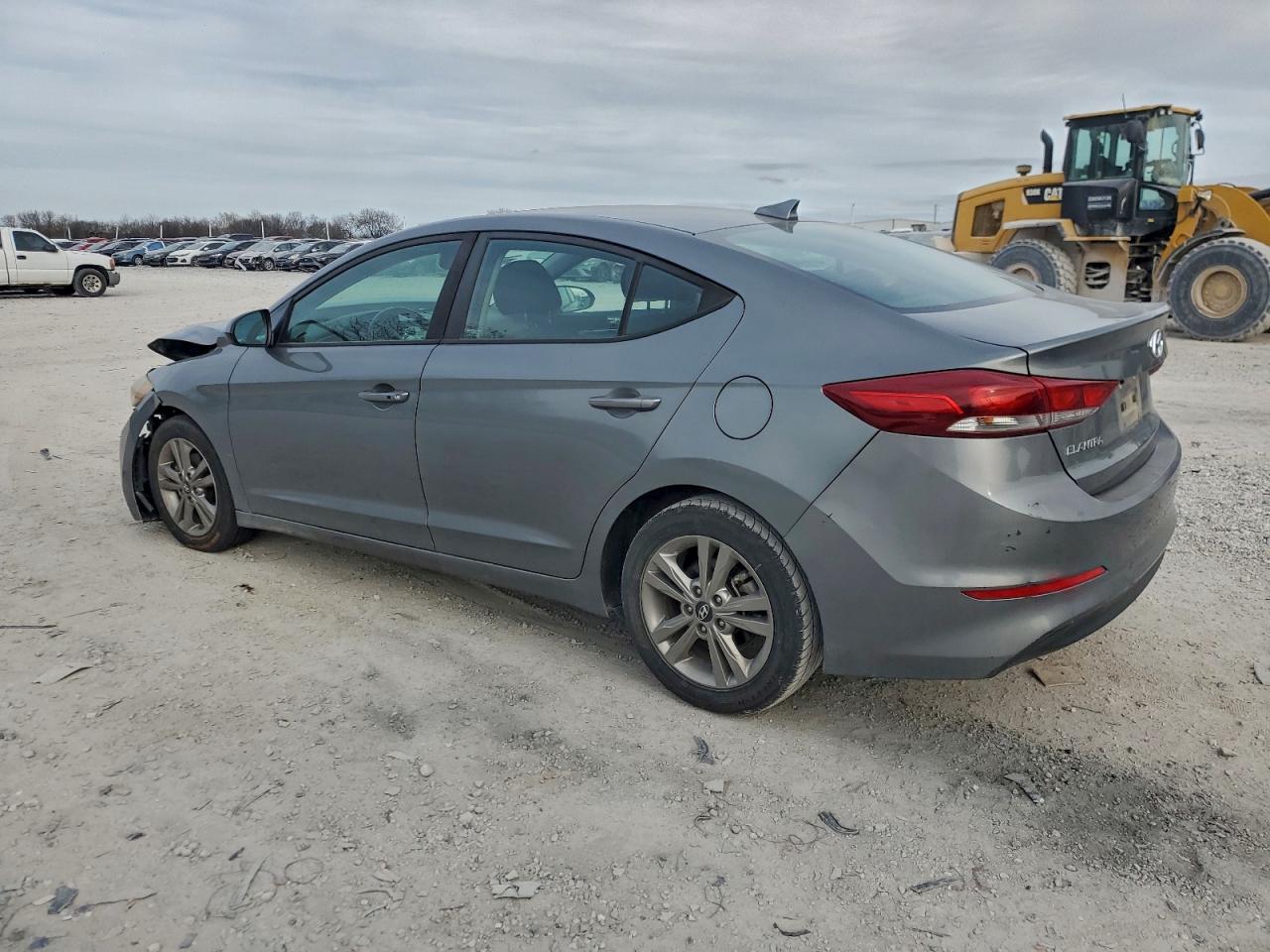 2018 HYUNDAI ELANTRA SEL photo 2