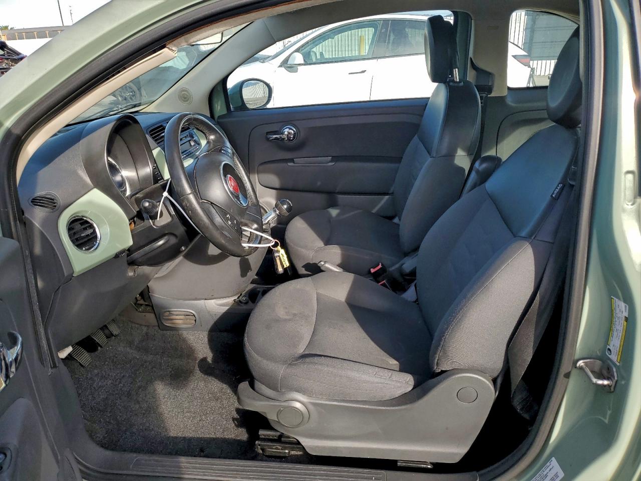 2012 FIAT 500 POP photo 7