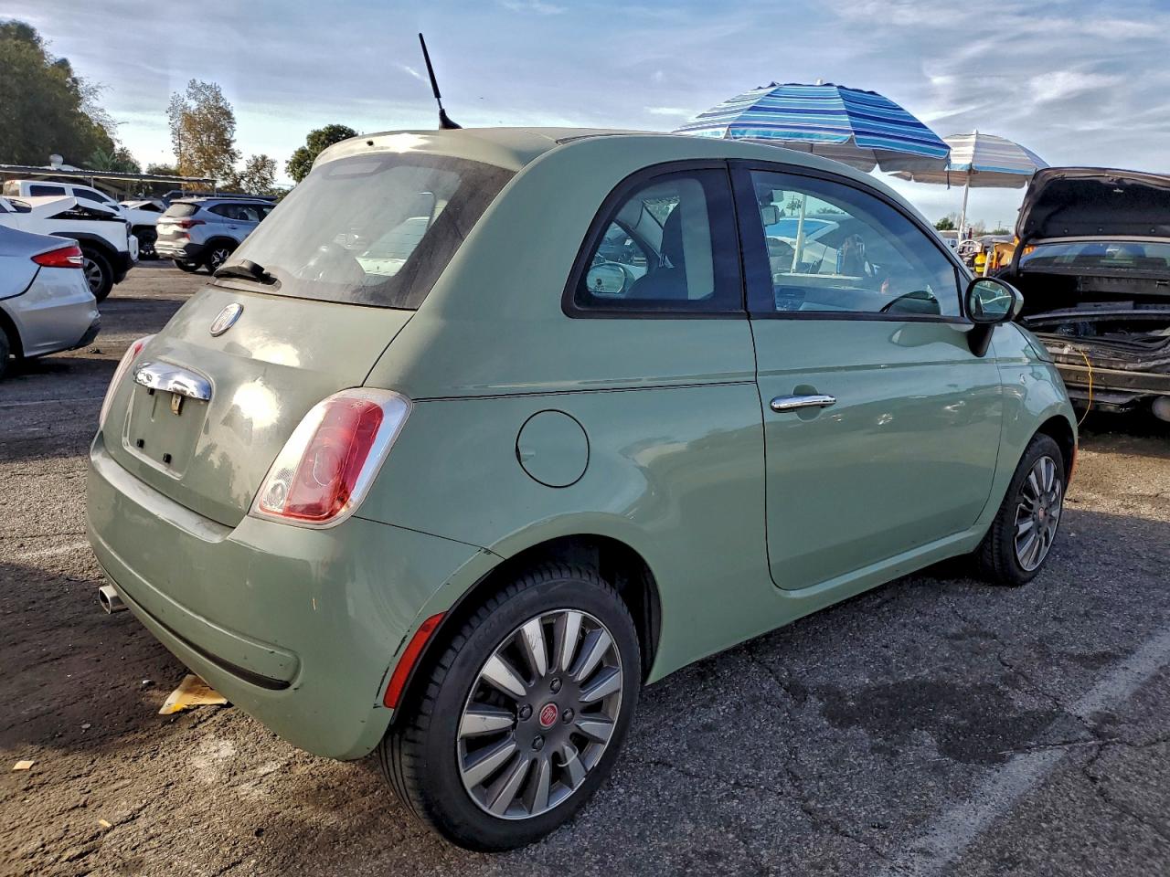 2012 FIAT 500 POP photo 3