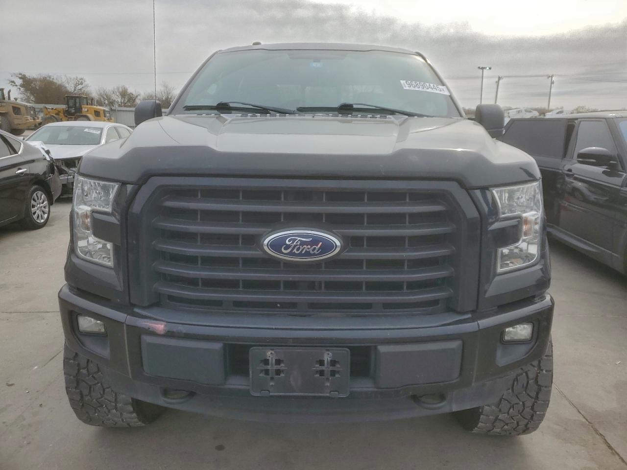 2017 FORD F150 SUPERCREW photo 9