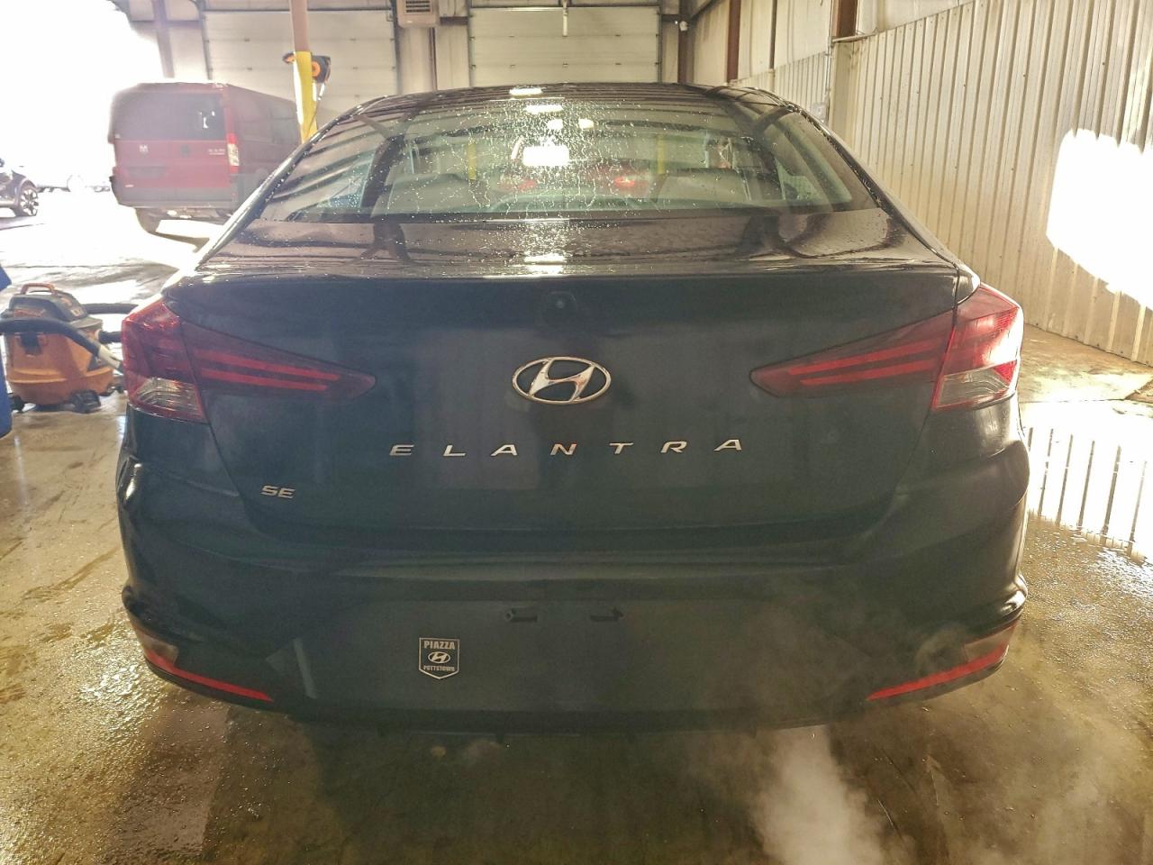 2020 HYUNDAI ELANTRA SE photo 6