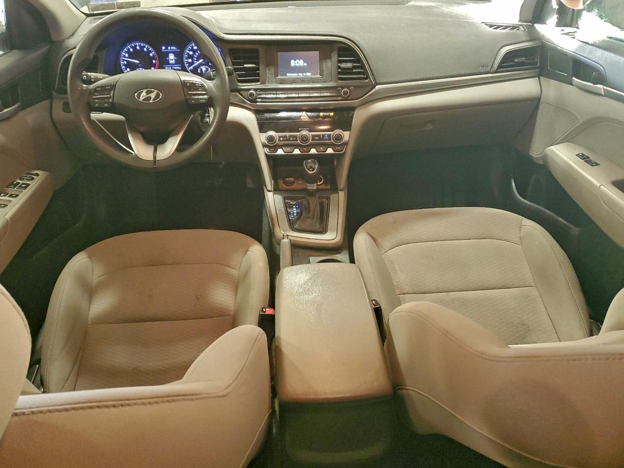 2020 HYUNDAI ELANTRA SE photo 8
