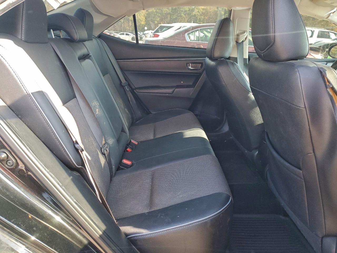 2016 TOYOTA COROLLA L photo 10