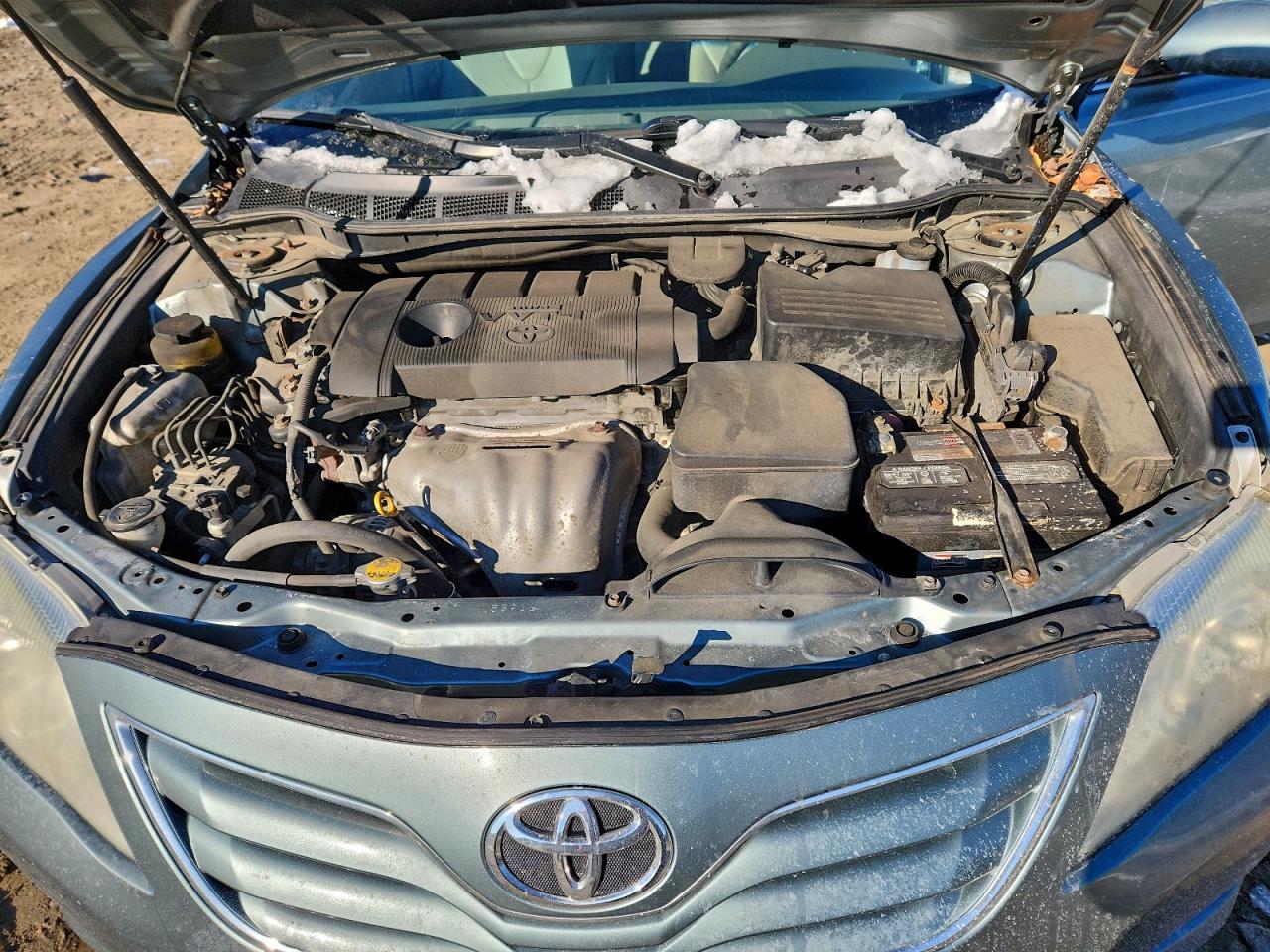 2011 TOYOTA CAMRY BASE photo 11