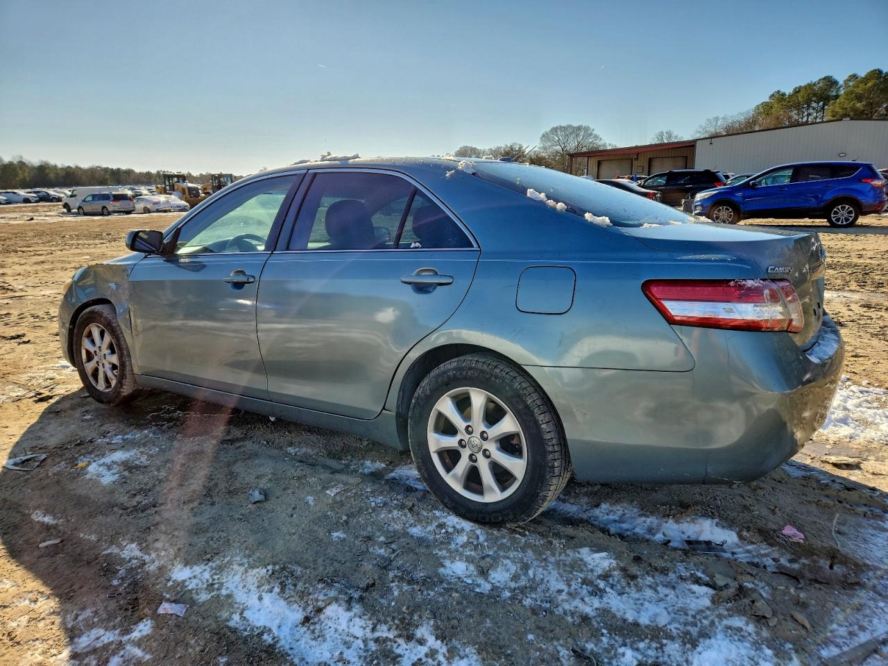 2011 TOYOTA CAMRY BASE photo 2