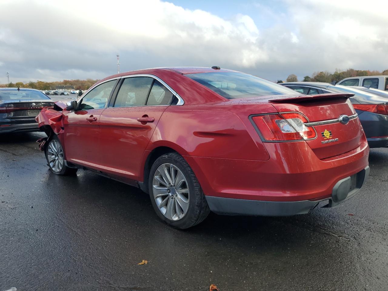 2010 FORD TAURUS LIMITED photo 2