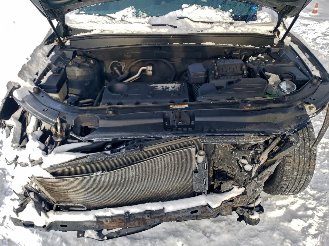 2012 HYUNDAI SANTA FE GLS photo 23