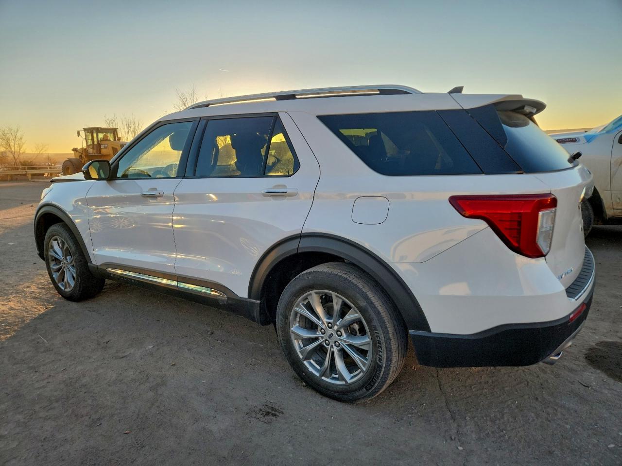 2023 FORD EXPLORER LIMITED photo 2