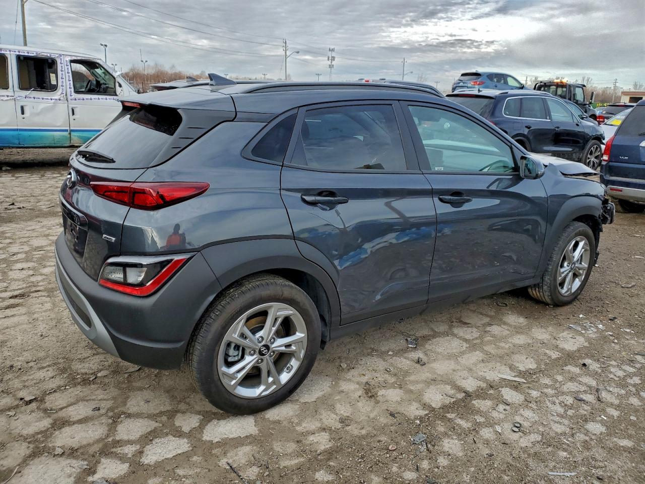 2022 HYUNDAI KONA SEL photo 3