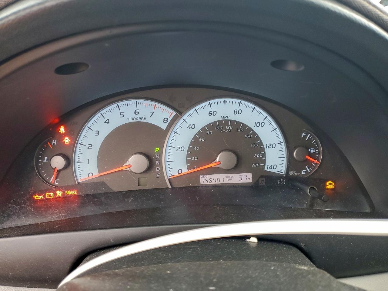 2011 TOYOTA CAMRY BASE photo 17