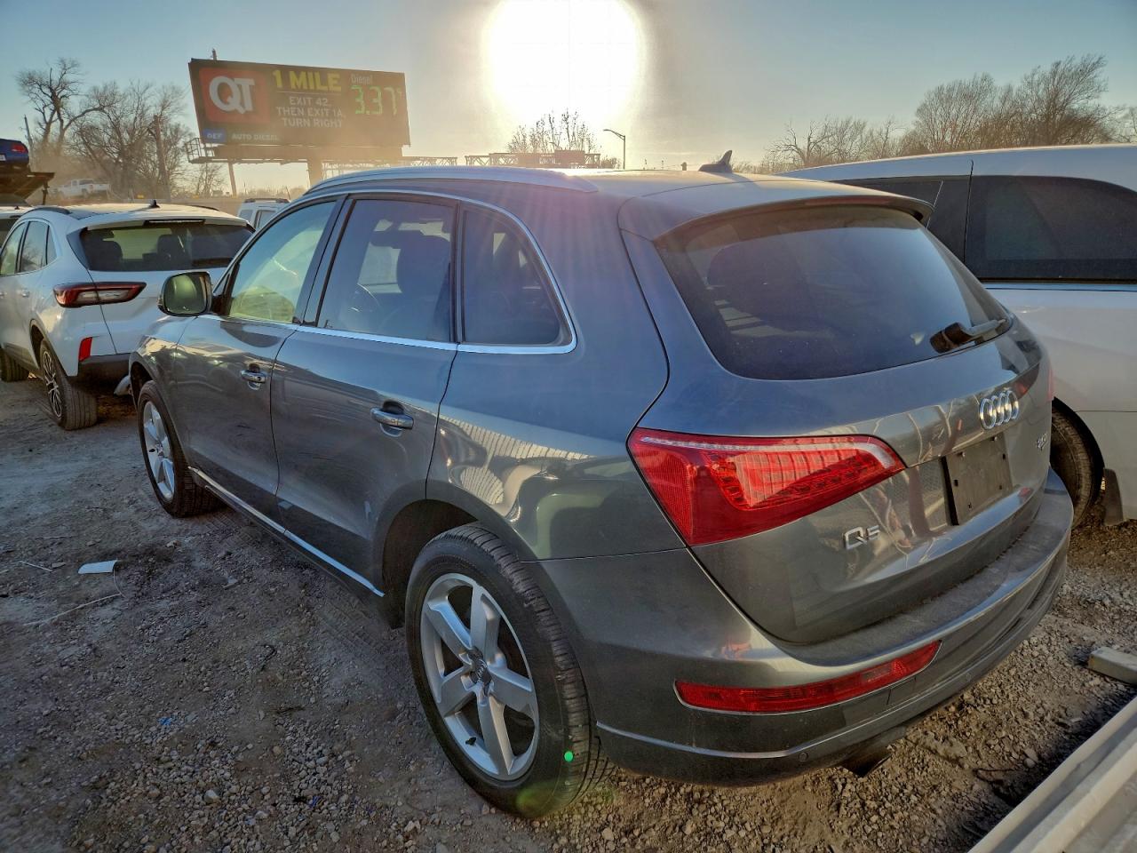 2012 AUDI Q5 PREMIUM PLUS photo 3