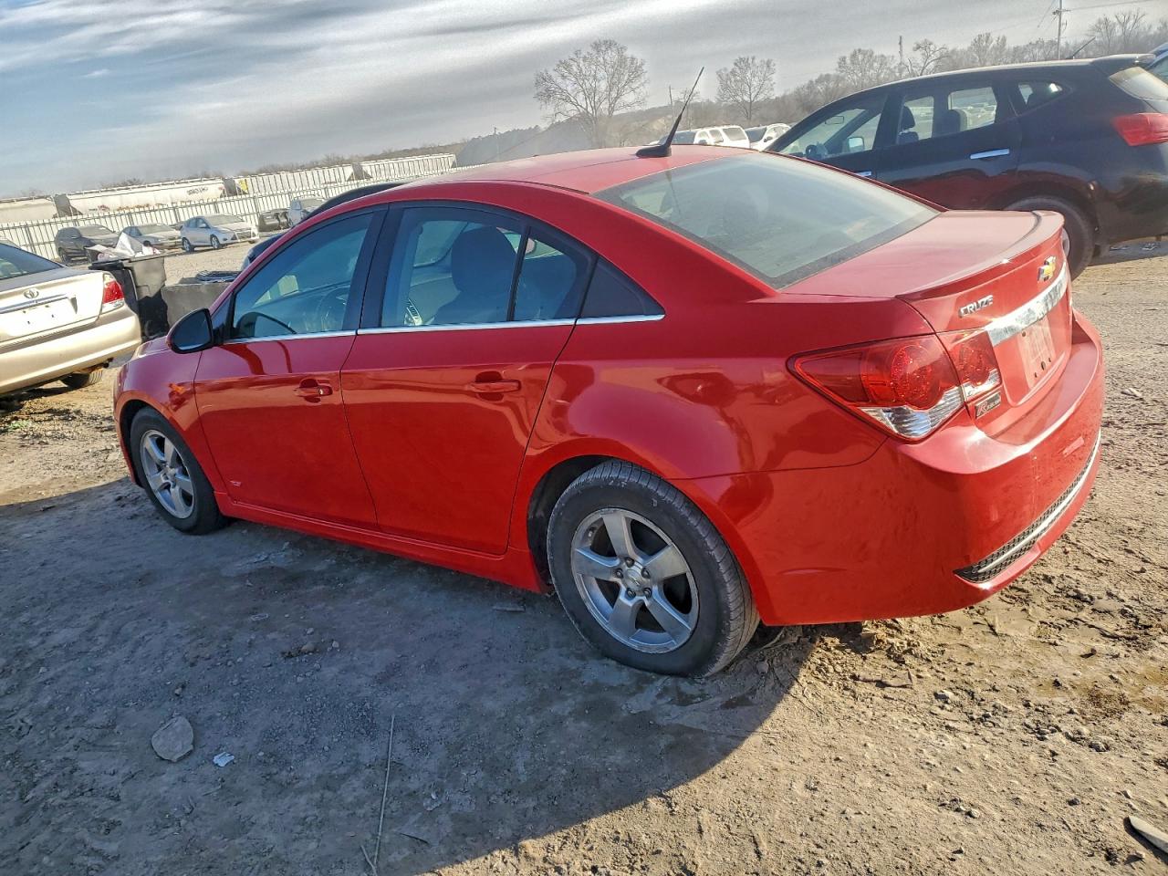 2014 CHEVROLET CRUZE LT photo 2