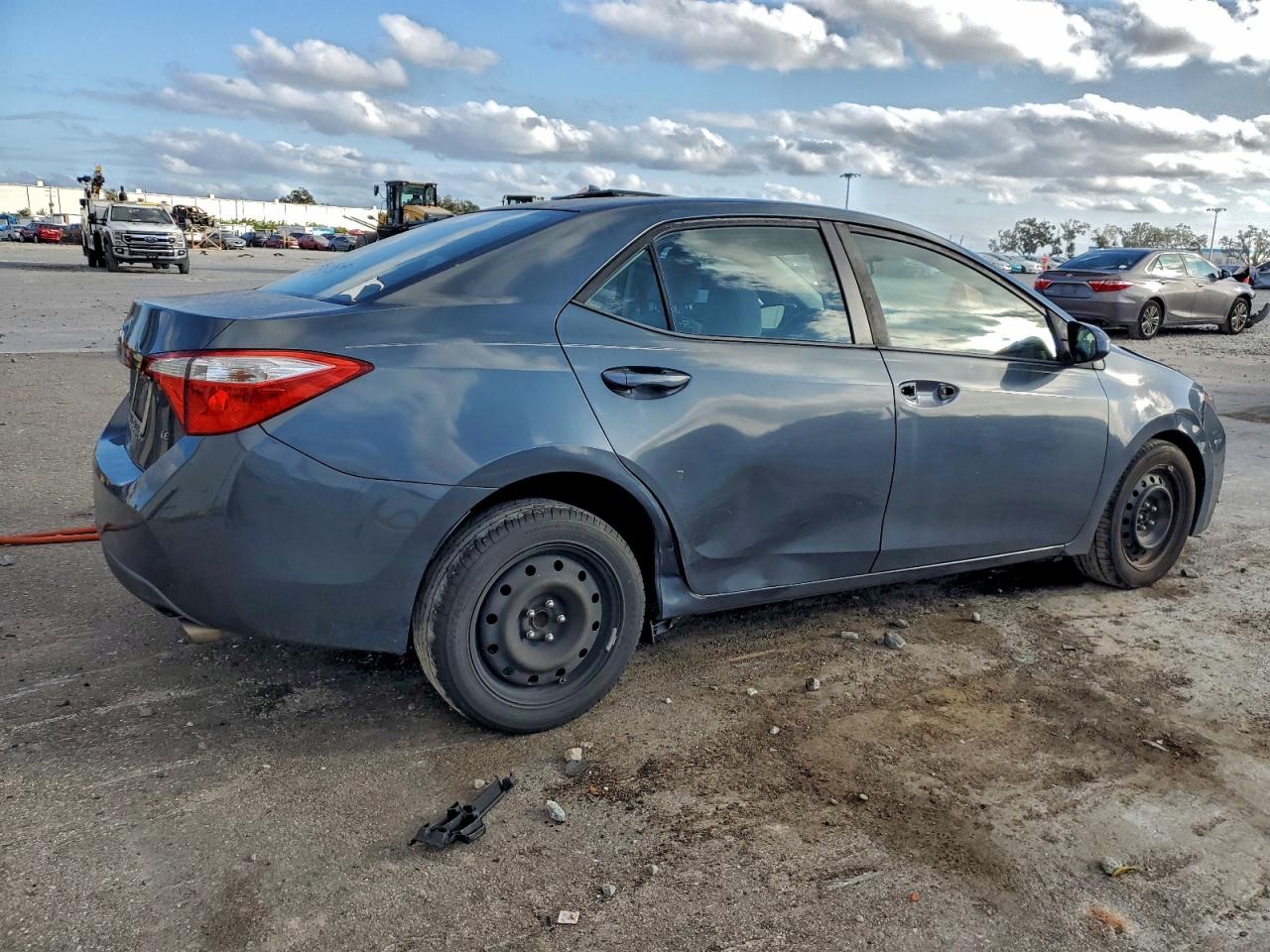2016 TOYOTA COROLLA L photo 3