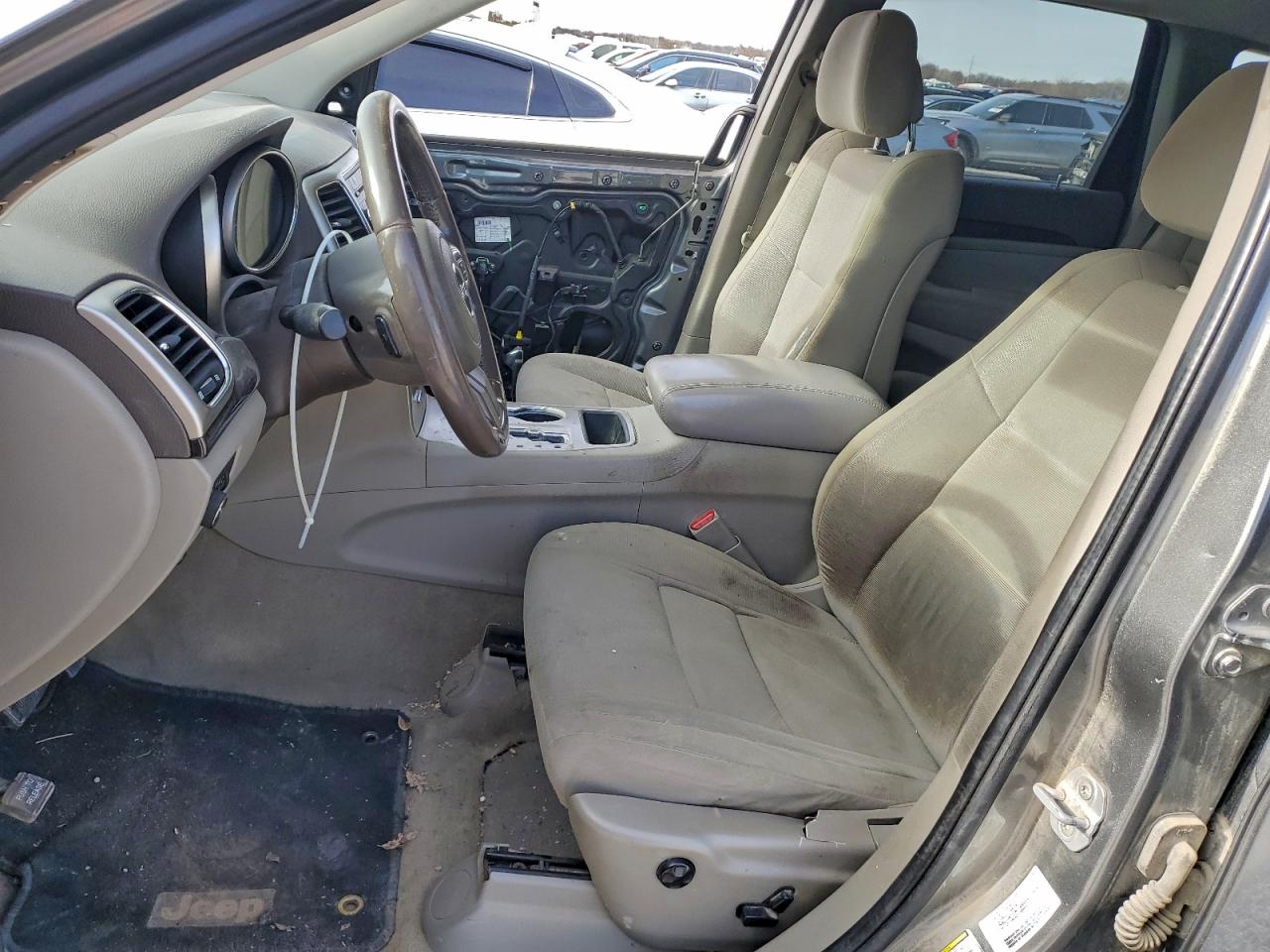 2012 JEEP GRAND CHEROKEE LAREDO photo 7