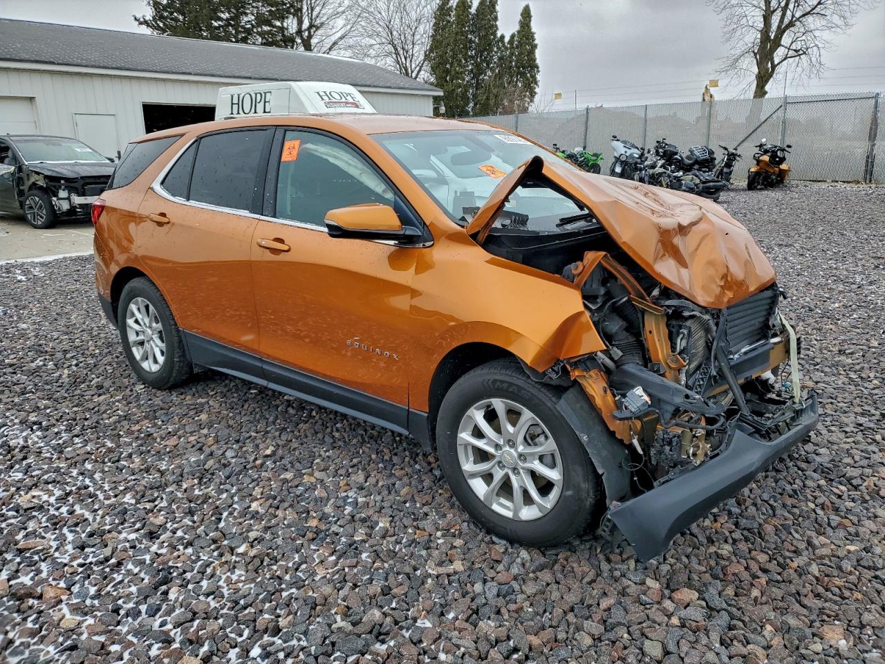 2018 CHEVROLET EQUINOX LT photo 4