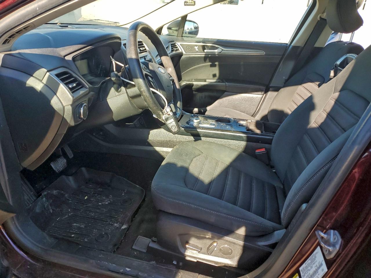 2018 FORD FUSION SE photo 7