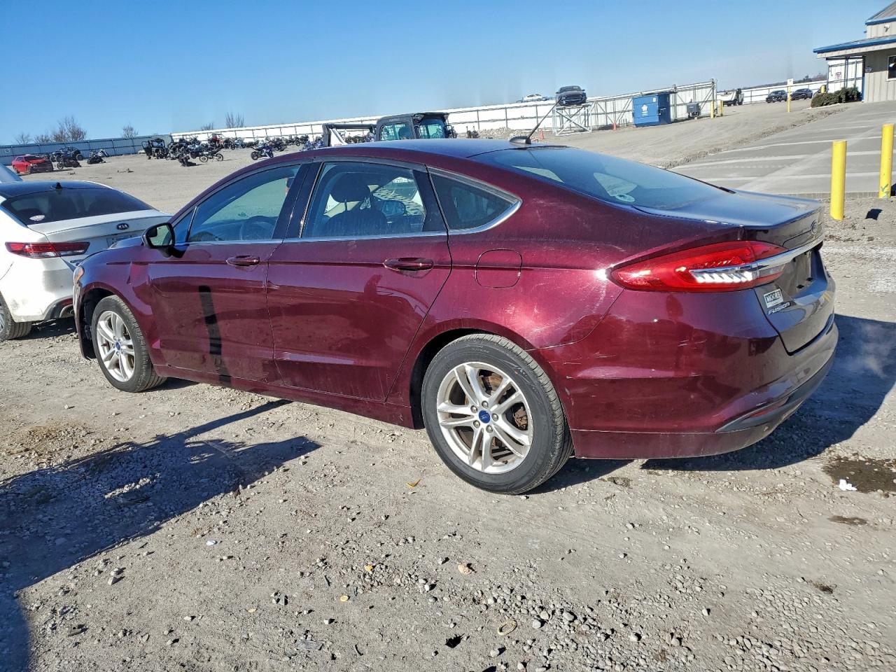 2018 FORD FUSION SE photo 2
