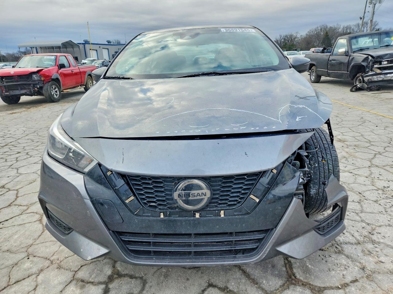 2021 NISSAN VERSA SV photo 9