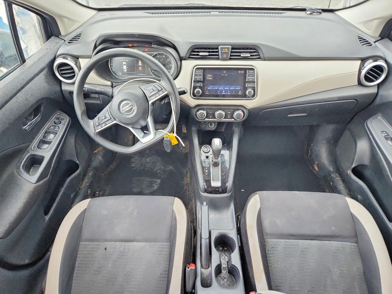 2021 NISSAN VERSA SV photo 15