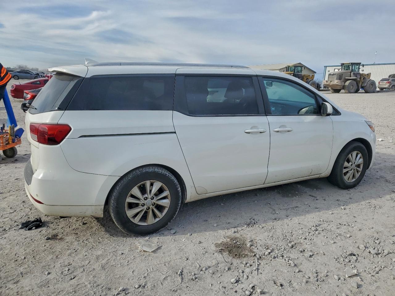 2016 KIA SEDONA LX photo 3
