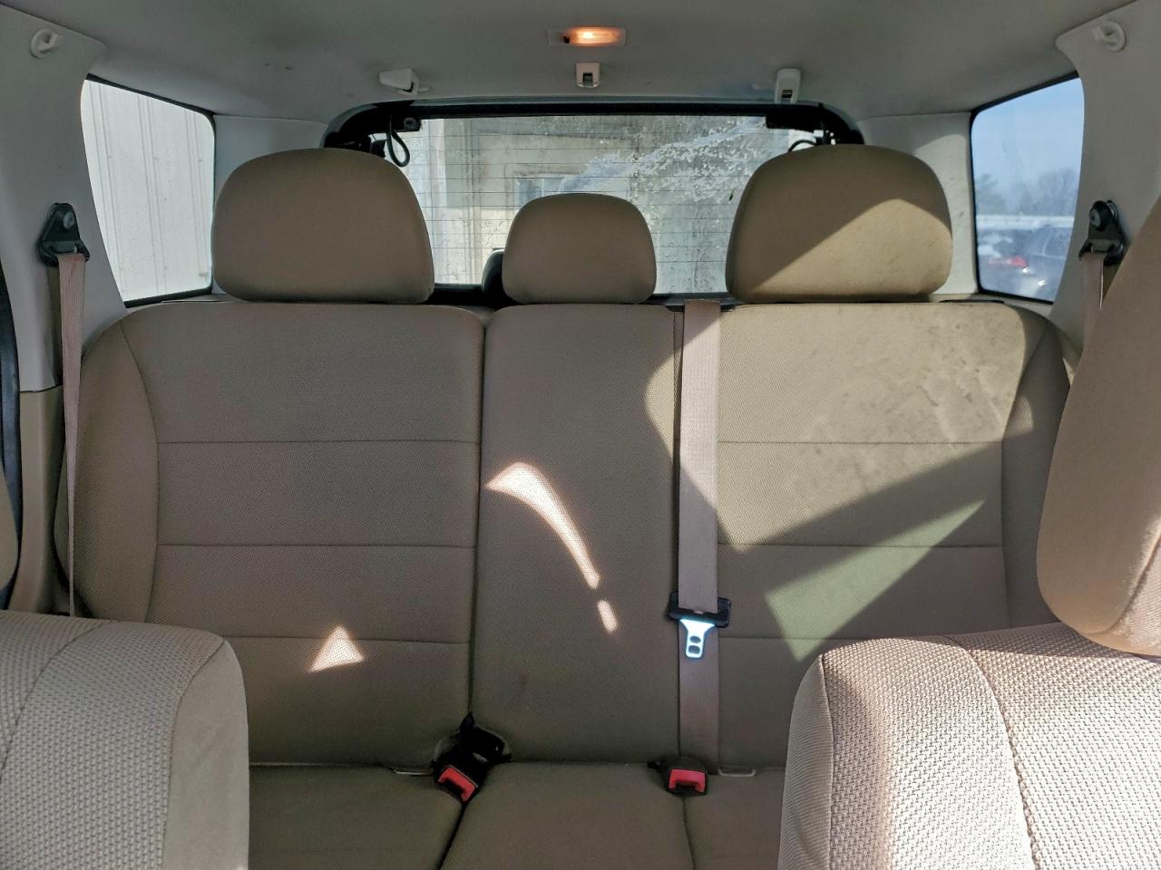 2010 FORD ESCAPE XLT photo 10