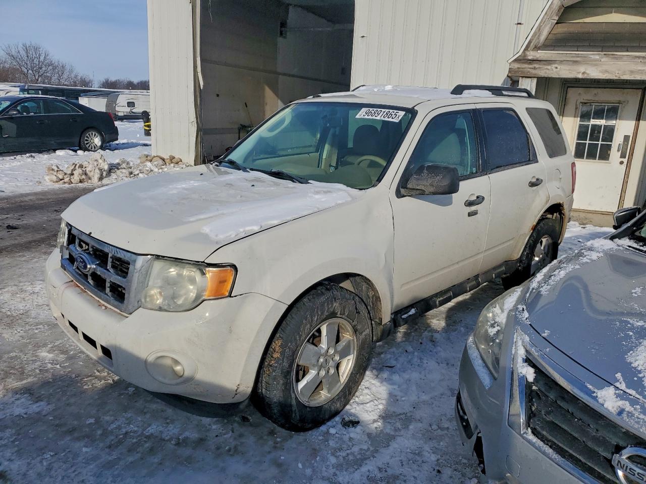 2010 FORD ESCAPE