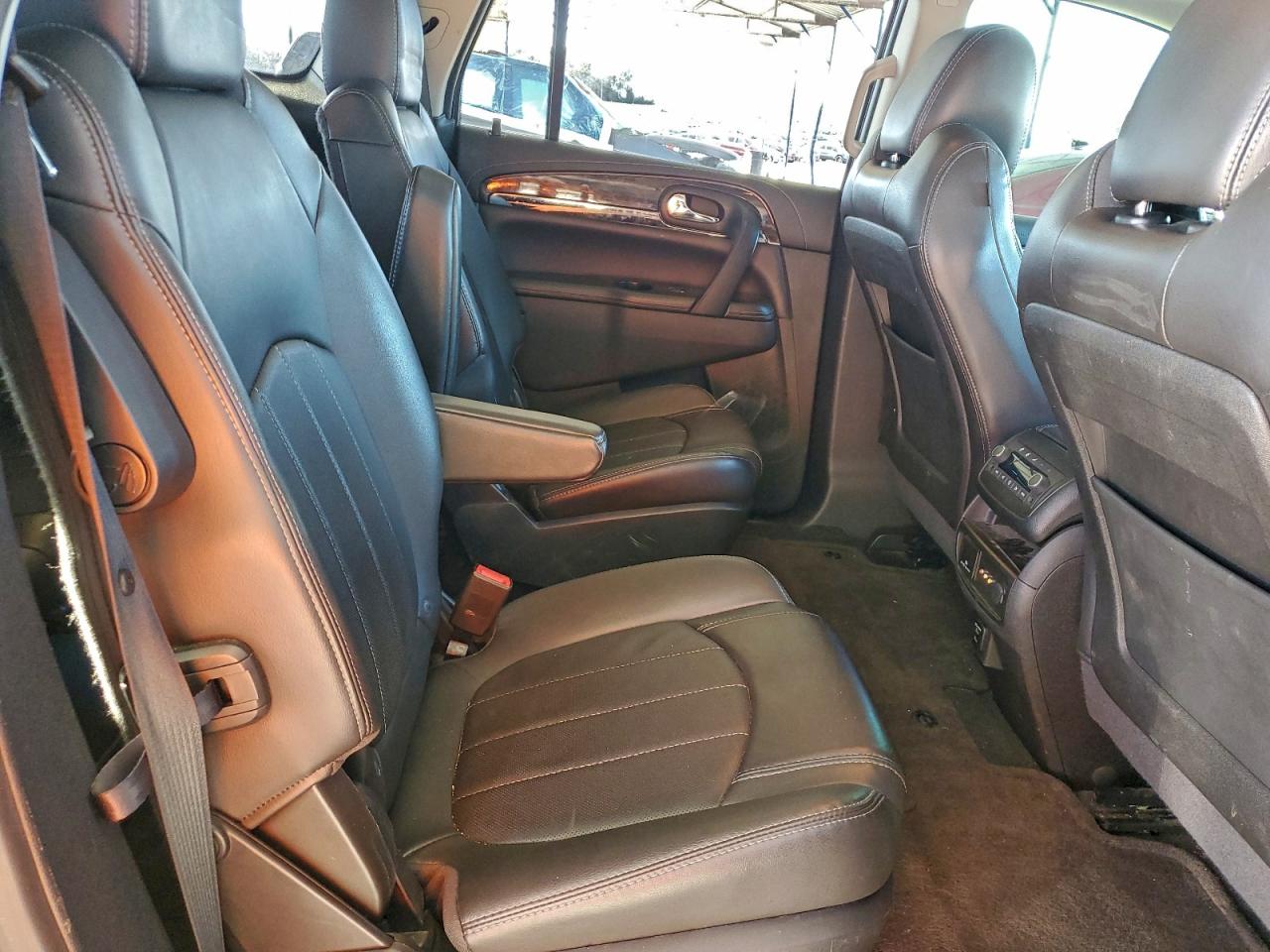 2016 BUICK ENCLAVE photo 10