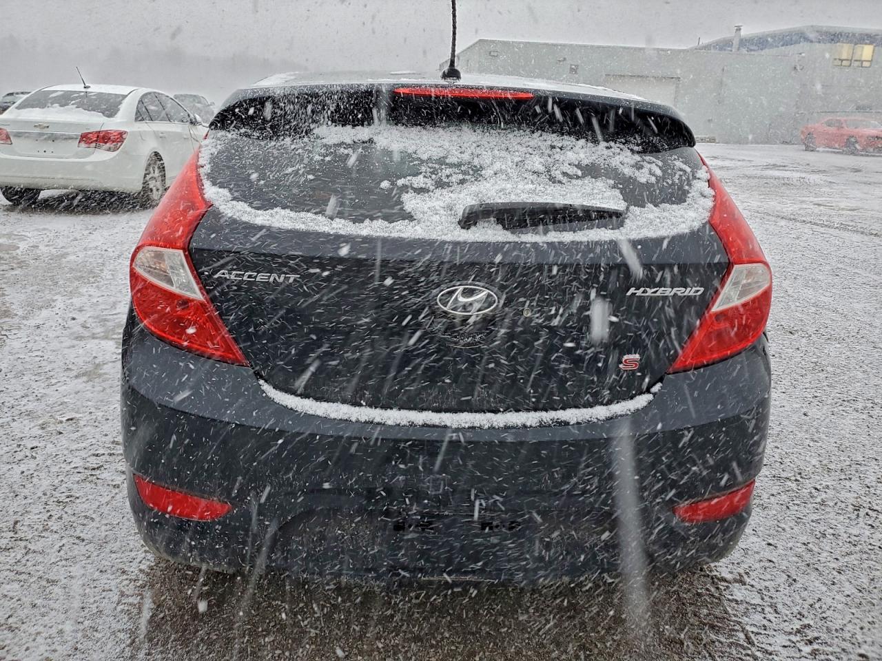 2012 HYUNDAI ACCENT GLS photo 6