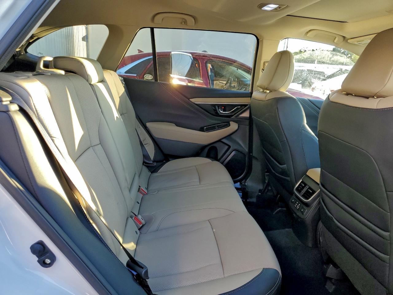 2025 SUBARU OUTBACK LIMITED photo 21