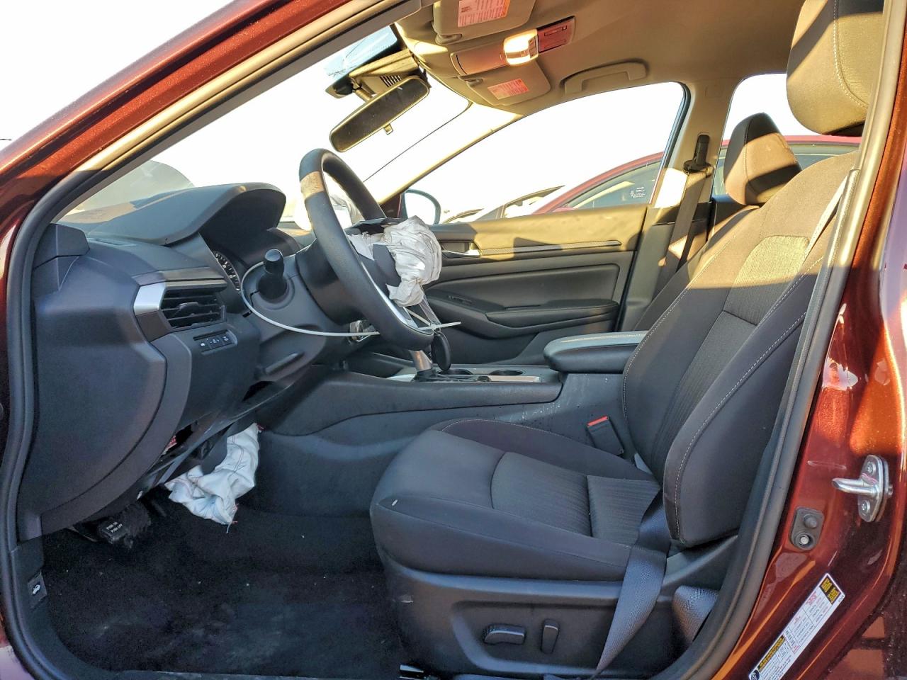 2025 NISSAN ALTIMA SV photo 7