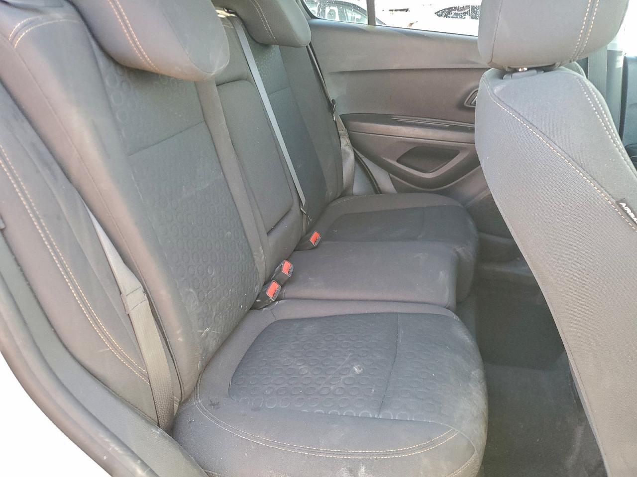 2022 CHEVROLET TRAX LS photo 11