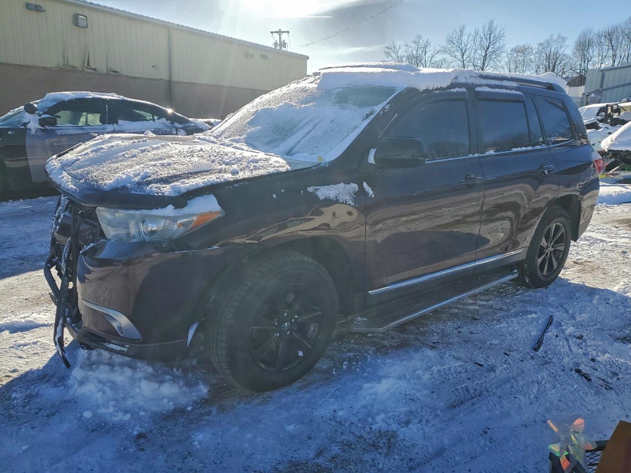 2011 TOYOTA HIGHLANDER