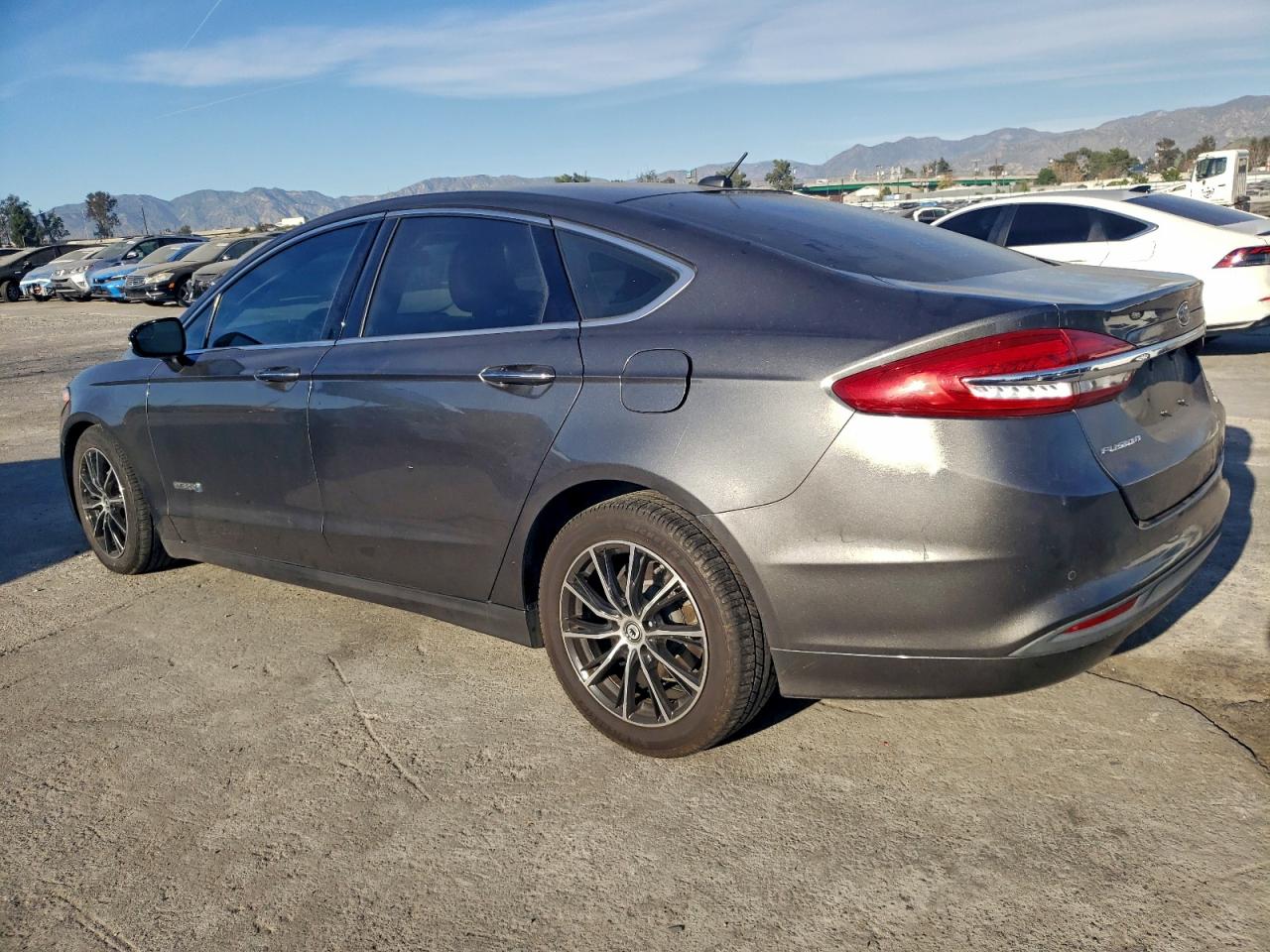 2017 FORD FUSION SE HYBRID photo 2