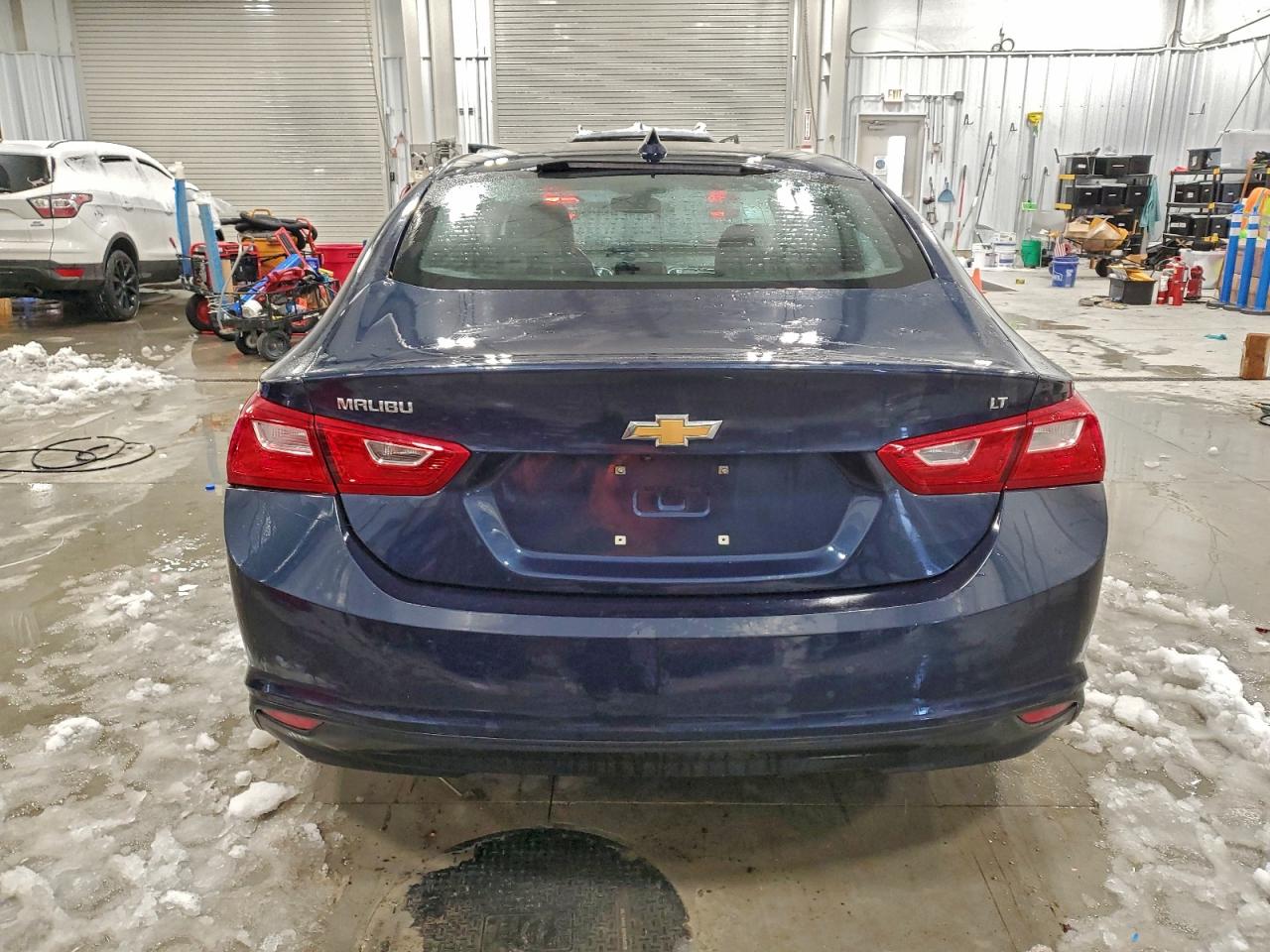 2017 CHEVROLET MALIBU LT photo 6